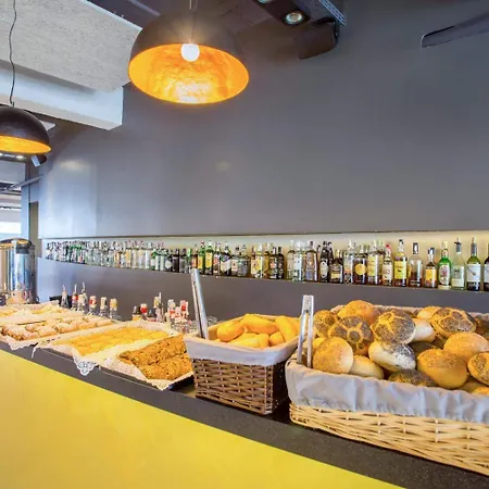 Hotell Planet One - Adults Only 16 Years 3*