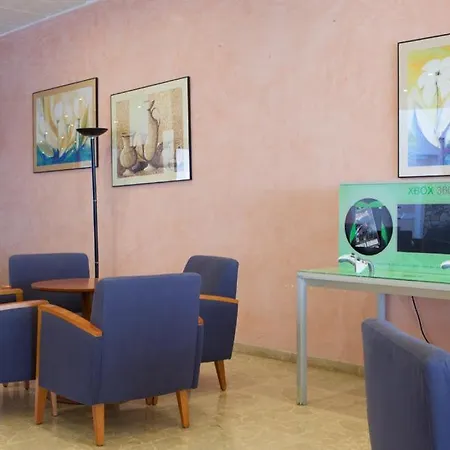 Planet One - Adults Only 16 Years Otel 3*